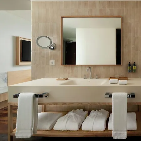 Salgados Palace 5*